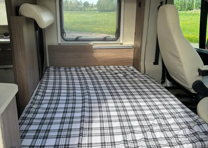 Camper 船屋 塔林